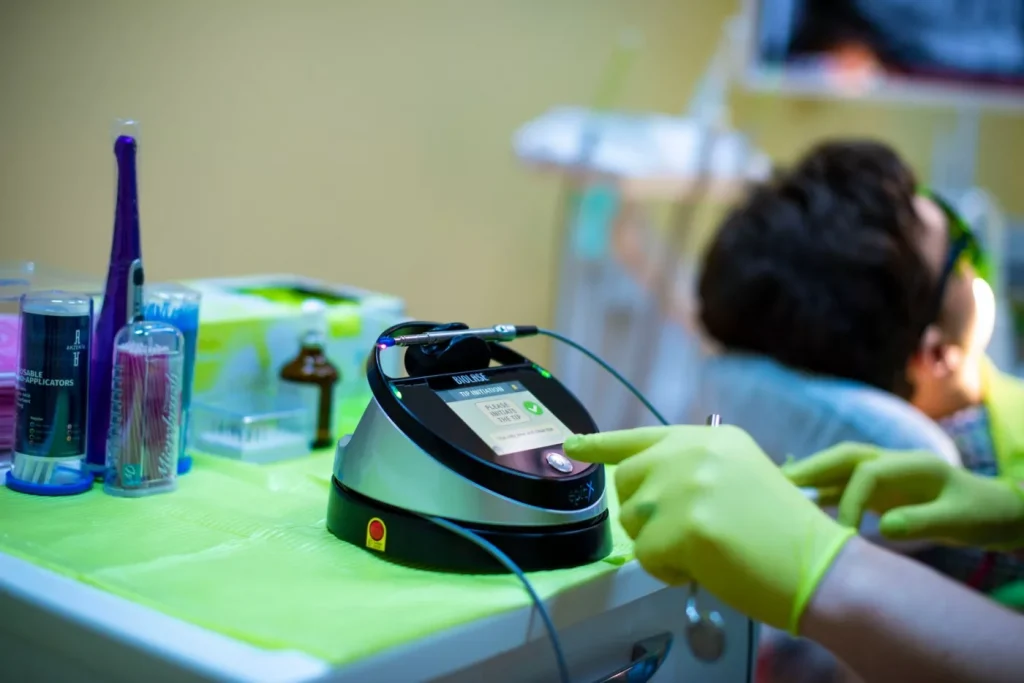 Clinică Stomatologică în Brăila Tehnologii De Top4